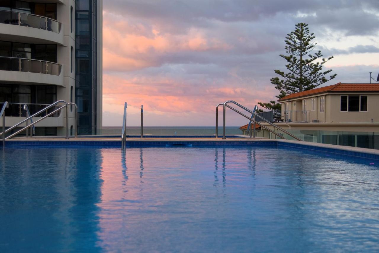 Ocean Eleven Deluxe Apartment Mount Maunganui Exterior photo